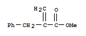 2-芐基丙烯酸甲酯